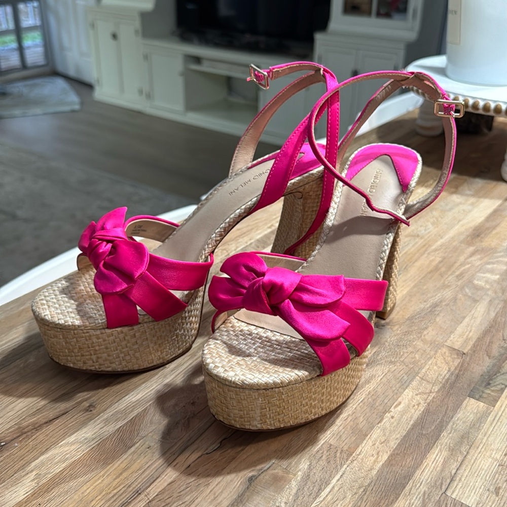 Antonio Melani woven heels